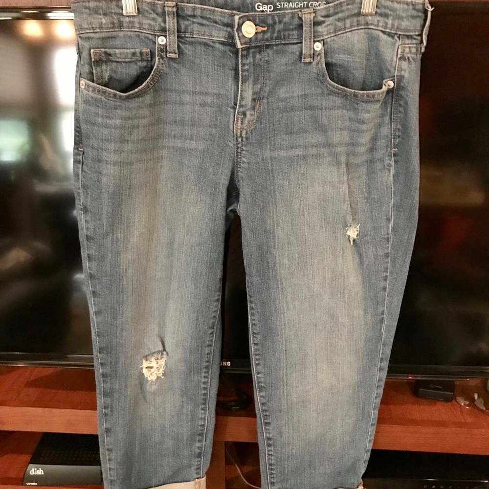 Cropped Gap Blue Jeans